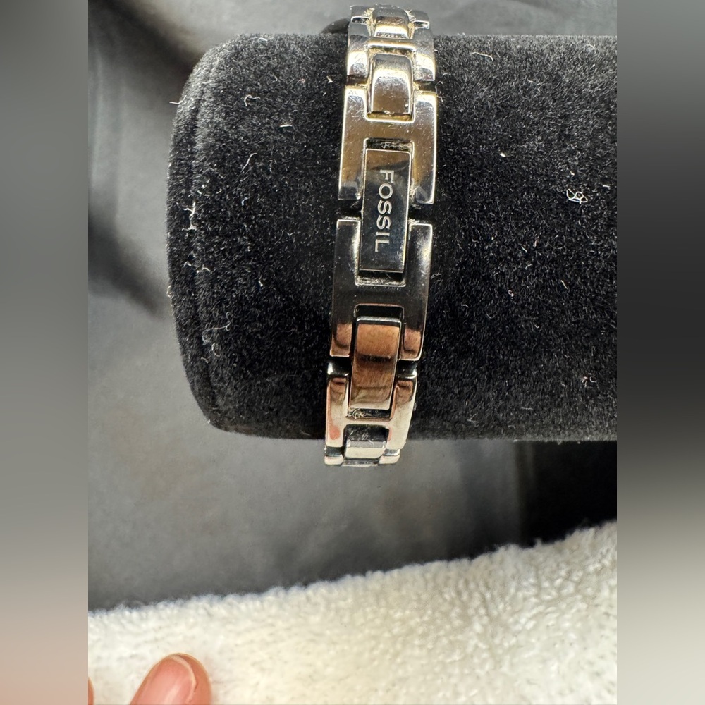 Fossil Silver Watch - Picture 4 of 12